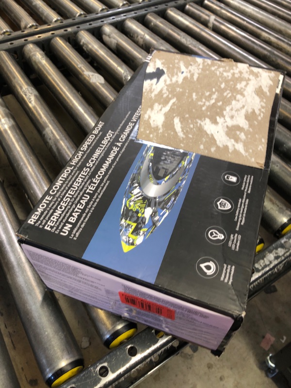 Photo 1 of BEZGAR TX123 Remote Control Boats - Fast Speed RC Boat 32+ KPH with A Portable Suitcase for Lakes & Pools & Salt Water, Summer Toys for Adults and Ideal Gifts for Kids Boys Age 6 7 8-12 Years Old