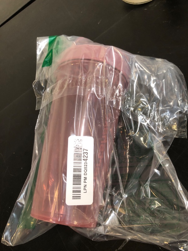 Photo 1 of Smartshake O2GO ONE Plastic Protein Shaker Bottle 800 ml | 27 oz - Leakproof Screw-on Lid - BPA Free – Unisex - Deep Rose