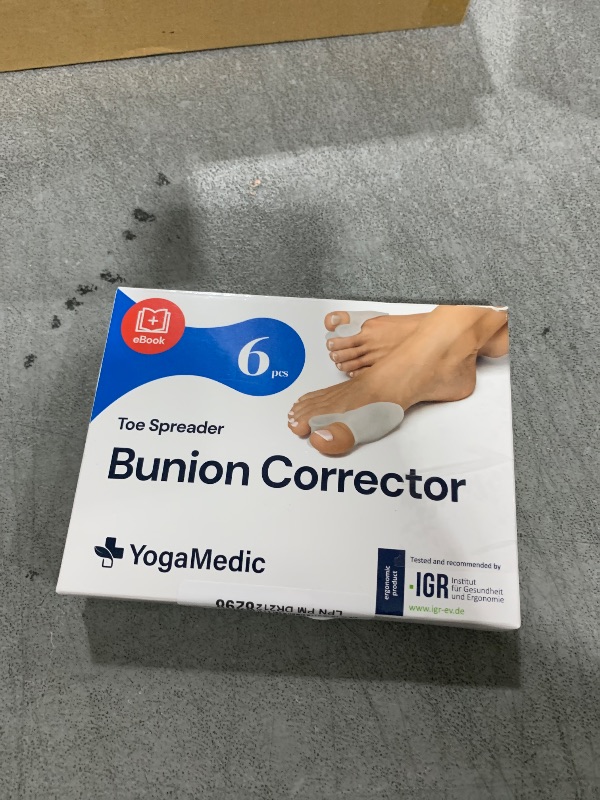 Photo 1 of YOGAMEDIC® Bunion Corrector Toe Separator for Big Toe to Relax, Spread and Stretch 6Pcs for Hallux Valgus & Bunion Support- 0% BPA Soft Silicone One-Size Pads, Protector for Overlapping Toes Unisex