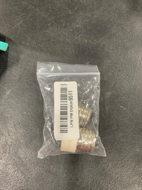 Photo 1 of YI LIGHTING (Pack of 2) E26/E27 to MR16 Converter, E26/E27 Edison Screw to MR16 - Bi Pin GU5.3 Base Socket Adapter Converter