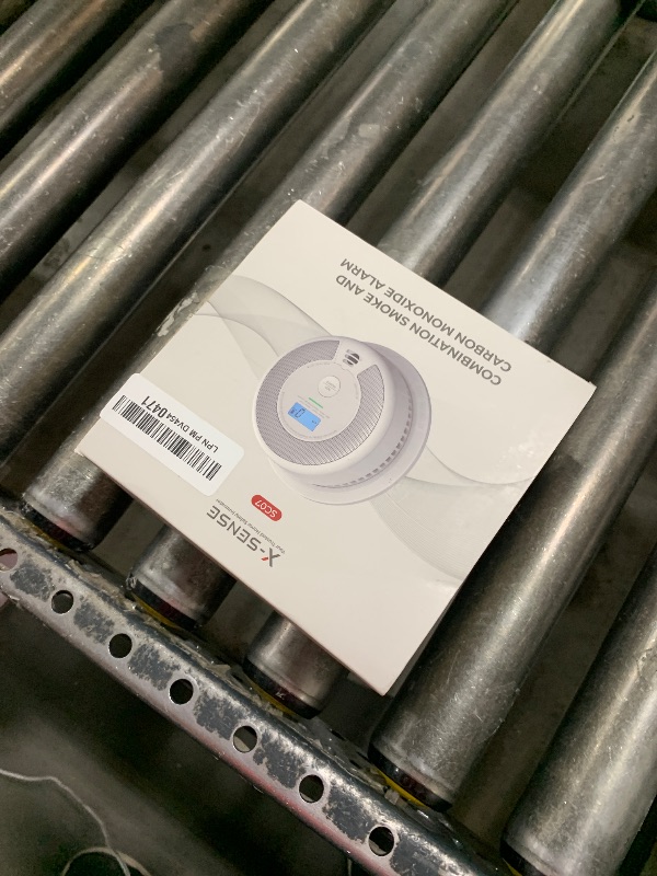 Photo 1 of X-Sense 10-Year Battery Combination Smoke Carbon Monoxide Alarm Detector with Large LCD Display (Standalone Model)