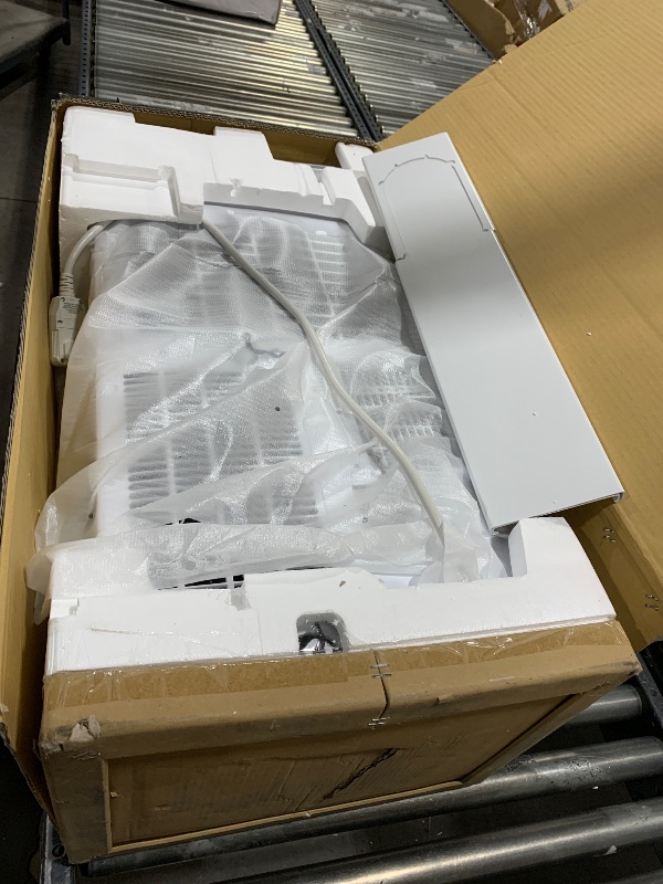 Photo 1 of LG 7000 BTU (DOE) / (10500 ASHRAE) Portable Air Conditioners Cools 300 Sqft Easy Install & Remote Control LCD Display 