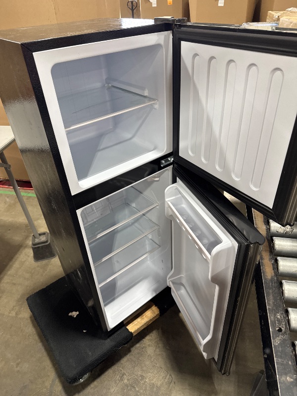 Photo 1 of Zyerch 4.8 Cu. Ft. Fridge with Freezer, 2-Door Mini Fridge with Freezer, Adjustable Thermostat Small Fridge with Freezer, Dorm Fridge Freezer Combo for Apartment, Office, Kitchen, Silver