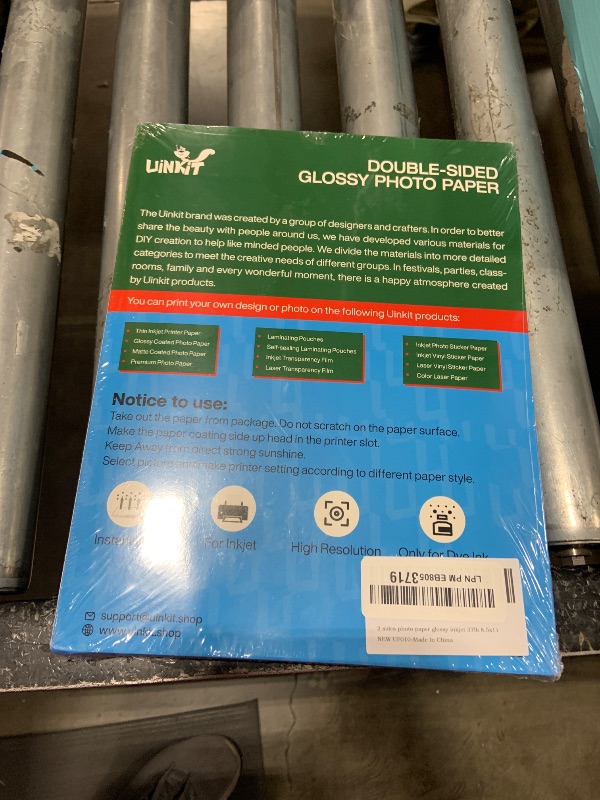 Photo 1 of Uinkit 100 sheets Brochure Paper Glossy Double Sided 8.5x11 Inkjet 37lb 140gsm Dye ink Thin Photo Picture Flyer Calendar Magazine CD Cover letter