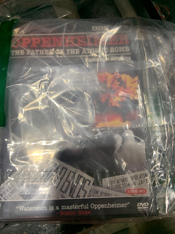 Photo 1 of Oppenheimer [DVD]