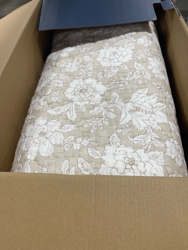 Photo 1 of WDCOZY Beige 100% Cotton Quilt Bedding Sets King Size with 2 Pillow Shams, Shabby Chic Rustic Textured Gauze Lightweight Country Soft Bedspread Coverlet for All Season, 3 Pieces, 106x96 inches