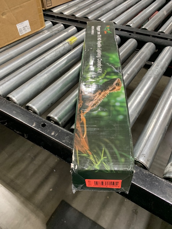 Photo 1 of T5 UVB Reptile Light Fixture HO UVB Bulb Lighting Combo Kit, 10.0 UVB Light for Reptiles Terrarium Hood with 24W Reptile Light Bar UVA UVB Desert Lamp for Bearded Dragon Turtle Tank, 22Inch