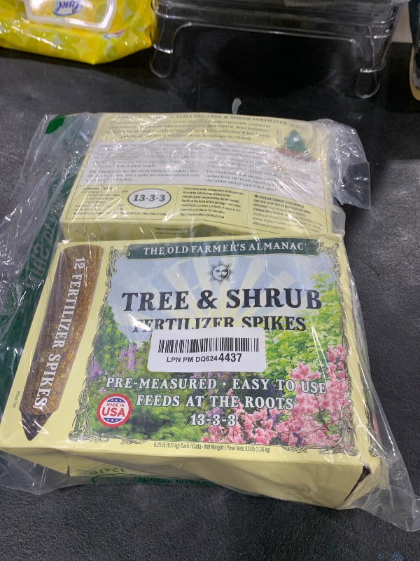 Photo 1 of The Old Farmer's Almanac Tree & Shrub Fertilizer Spikes (Box of 24 Spikes - 6 Lbs) (OFA-FS1333-24)