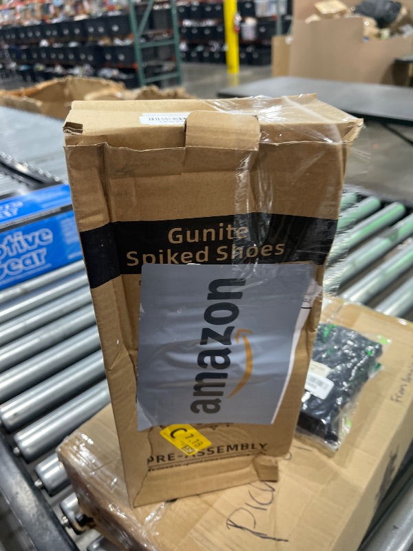 Photo 1 of FIETODK Epoxy Floor Spiked Shoes Fully Assembled Gunite Spiked Shoes with 3/4" Short Spikes for Garage Floor Epoxy, Overlays, Cover Installation, 1 Pair (Black, Large Size)