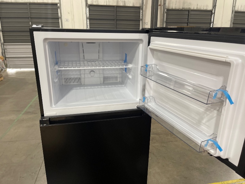 Photo 1 of Kenmore 30 in. 18.2 cu. ft. Capacity Refrigerator/Freezer with Adjustable Glass Shelving, Humidity Control Crispers, Gallon Door Bins, ENERGY STAR Certified, Black