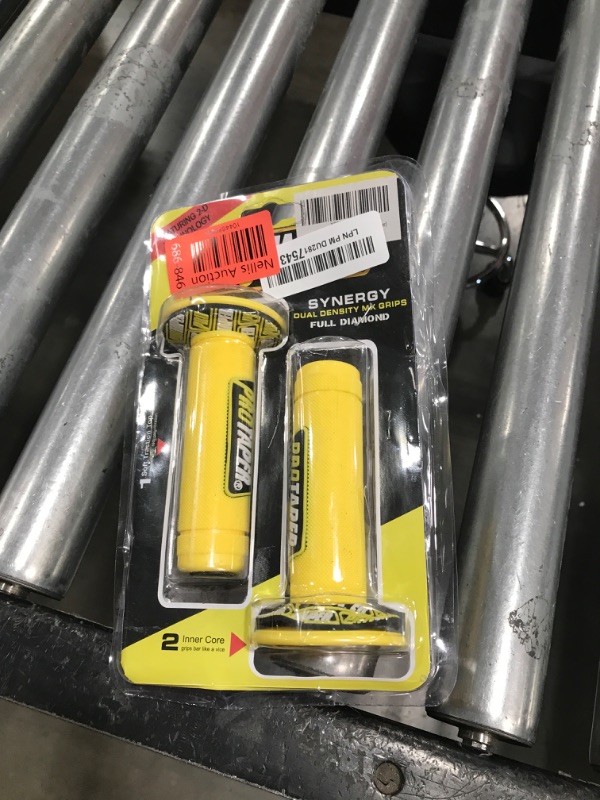 Photo 1 of 7/8" Motorcross Handle Grips Dirt Bike 22mm 24mm Truster Grips Motorcycle Ergonomic Bar End Non Slip Grip Gel Gep Scooter Cruiser Racing Mountain (Yellow, Pro Taper)