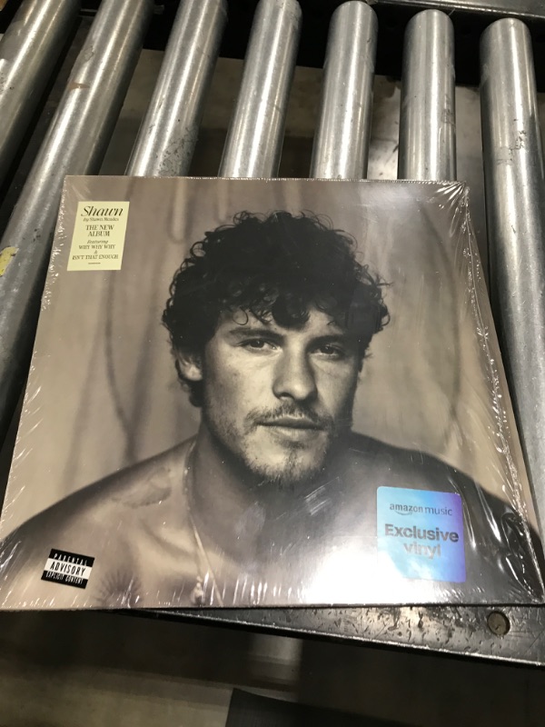 Photo 1 of Shawn [Green LP] {Amazon Exclusive Vinyl]