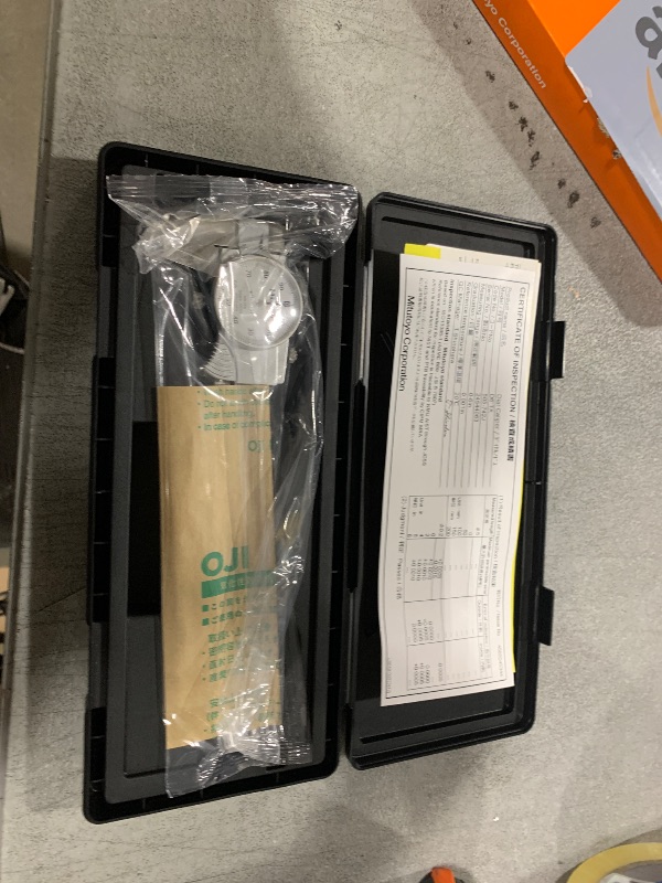 Photo 1 of Mitutoyo 505-742J Dial Caliper, 0.1" per Rev, 0-6" Range, 0.001" Accuracy