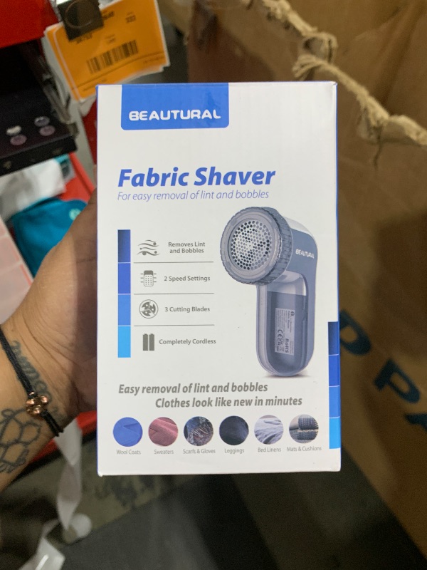 Photo 1 of BEAUTURAL Fabric Shaver and Lint Remover, Sweater Defuzzer with 2-Speeds, 2 Replaceable Stainless Steel Blades, Battery Operated, Remove Clothes Fuzz, Lint Balls, Pills, Bobbles Gray