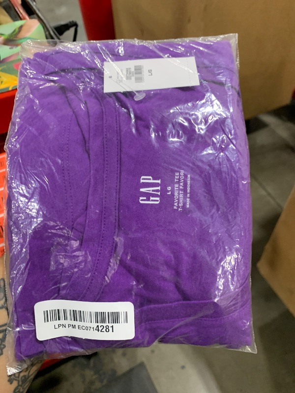 Photo 1 of GAP Womens Favorite V-Neck Tee T-Shirt Ultraviolet Wave L