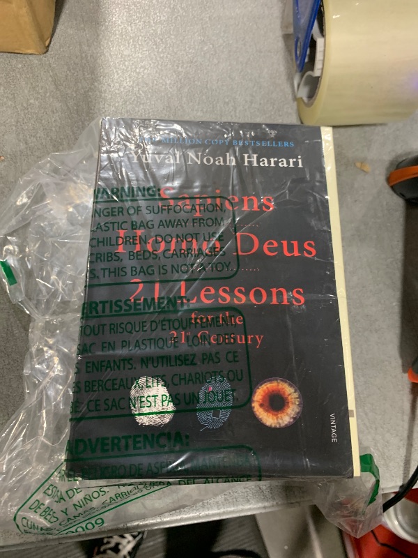Photo 1 of Yuval Noah Harari Box Set (Sapiens, Homo Deus, 21 Lessons for 21st Century)