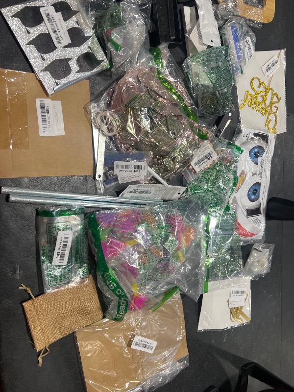 Photo 1 of bag of mixed items 