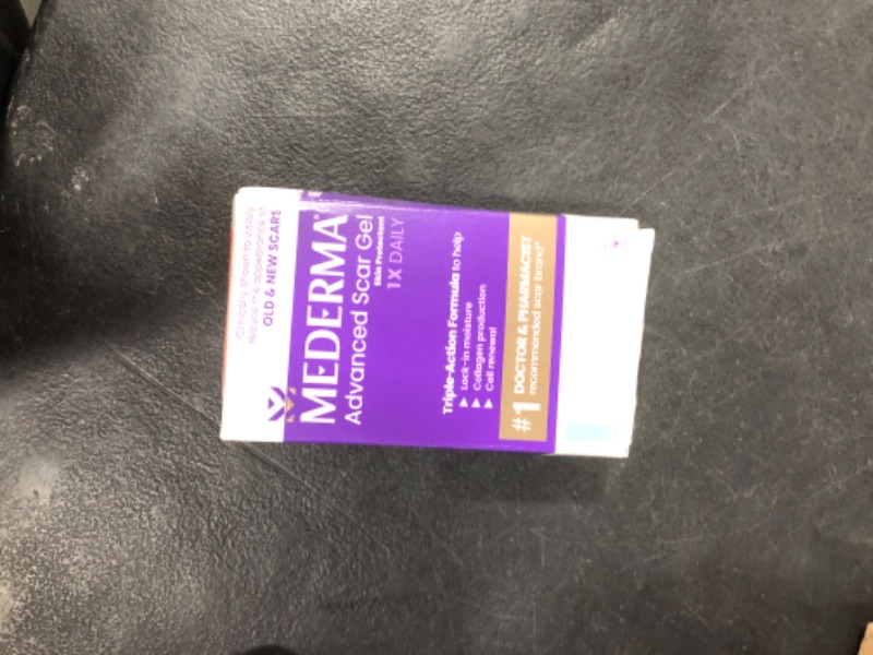Photo 1 of Mederma Advanced Scar Gel, Treats Old and New Scars, Reduces the Appearance of Scars from Acne, Stitches, Burns and More, 50 Grams