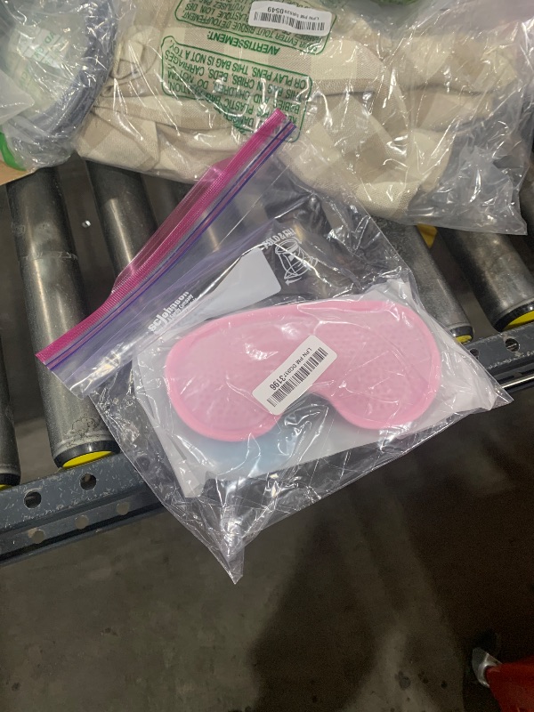 Photo 1 of Pink Sleep Mask