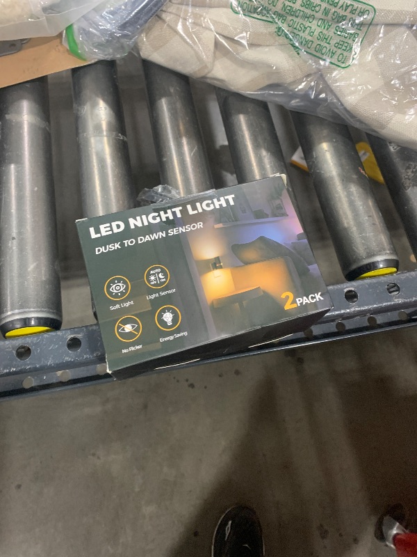 Photo 1 of LED Night Light