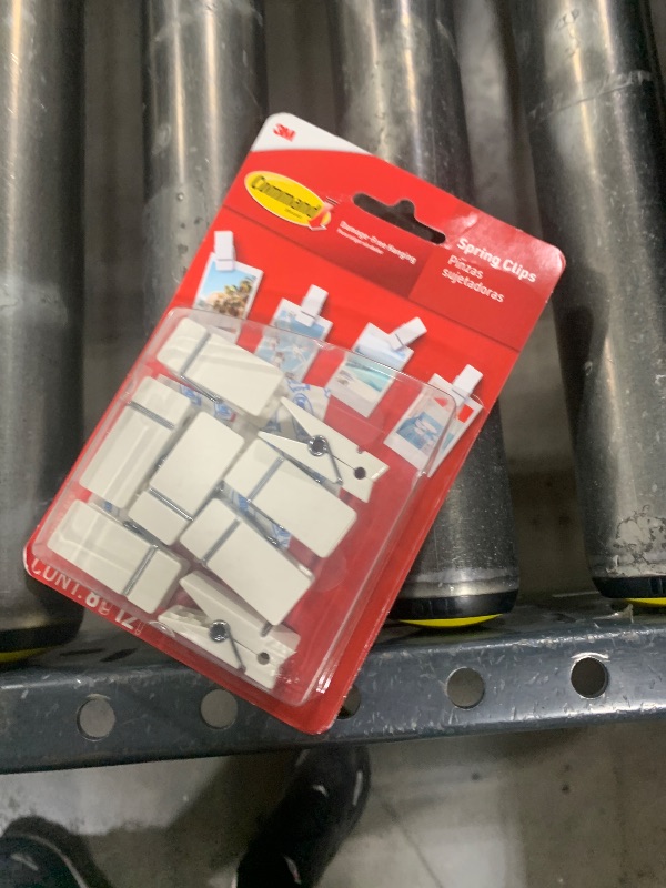 Photo 1 of Command Spring Clips, Quartz, 8-Clips (17089Q-8ES), Great for dorm decor