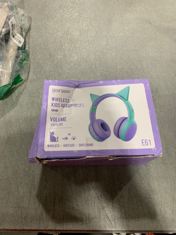 Photo 1 of gorsun Kids Bluetooth Headphones, Portable Wireless Headset for Kids, Bluetooth 5.3, Over-Ear Toddler Headphones with Microphone, 85dB Volume Limited, 40 Hours Playtime (Purple)
