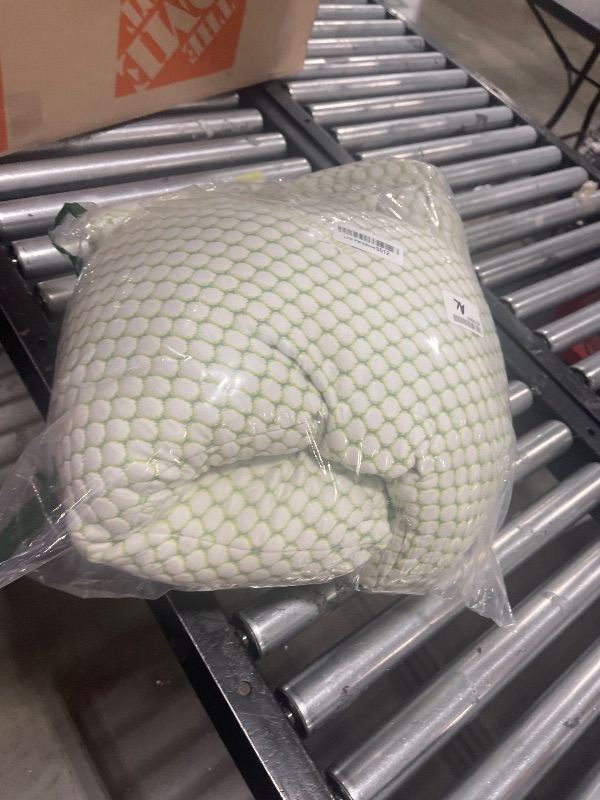 Photo 1 of Oskeray Pregnancy Pillow, Maternity Pillow for Pregnant Women, Soft Maternity Pillow with Detachable & Adjustable Pillow Cover, HIPS Legs