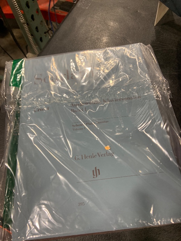 Photo 1 of Schumann: Fantasy Pieces, Op. 12 (includes WoO 28) (Multilingual Edition)