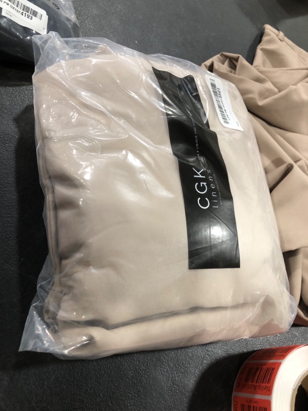 Photo 1 of Queen Size 4 Piece Sheet Set - Comfy Breathable & Cooling Bed Sheets Set - Hotel Luxury Bedding for Women, Men, Kids, Teens, Boys & Girls - Deep Pockets, Ultra-Soft, Wrinkle Free - Oeko-Tex - Cream