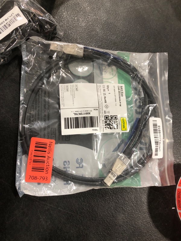 Photo 1 of 10Gtek 12G Mini SAS HD SFF-8644 to SFF-8644 Cable for NVMe Enclosure/Storage Array, SAN & JBOD Compatibility, 100-Ohm, 1-m(3.3-ft)
