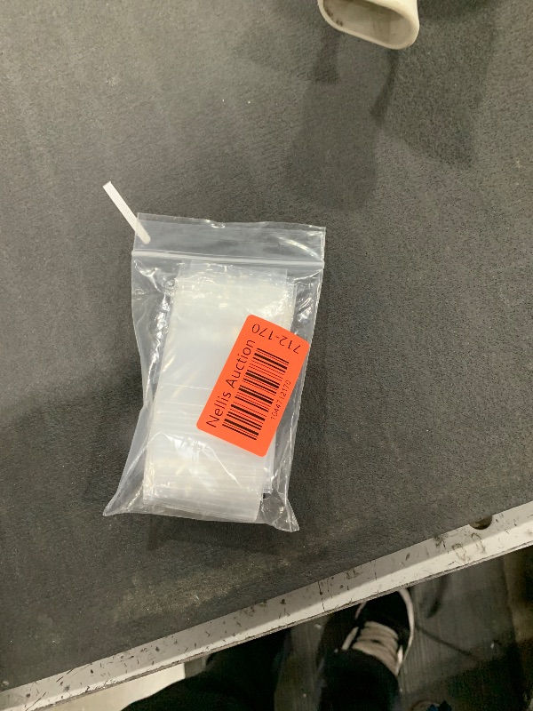 Photo 1 of 100pc Self Locking 2 x 2 Plastic Bags 2mm Thick All Purpose Storage Baggies