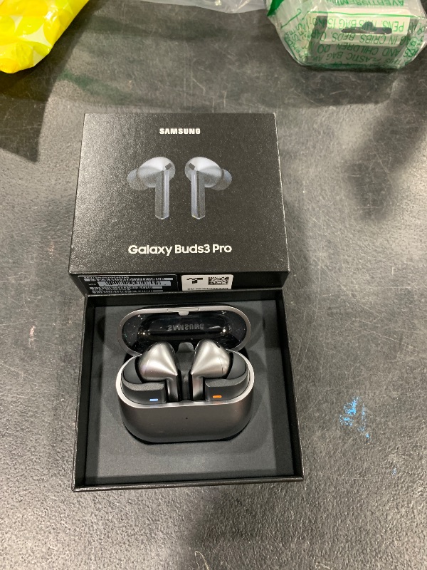 Photo 1 of Samsung Galaxy Buds 3 Pro AI True Wireless Bluetooth Earbuds, Noise Cancelling, Sound Optimization, Redesigned Comfort Fit, Silver [US Version, Amazon Exclusive, 2Yr Warranty]