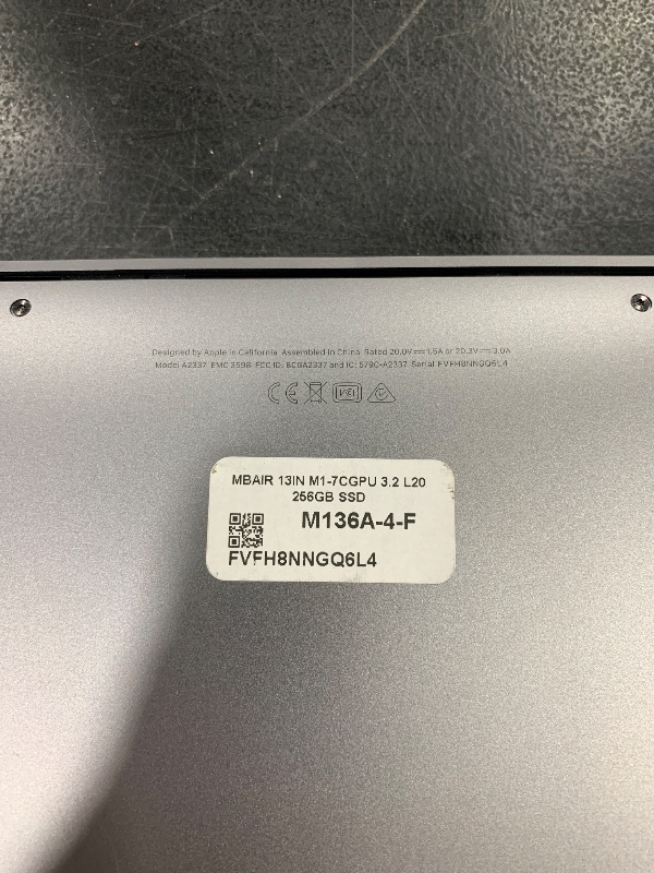 Photo 1 of Late 2020 Apple MacBook Air with Apple M1 Chip (13.3 inch, 8GB RAM, 256GB SSD) Space Gray (Renewed Premium)