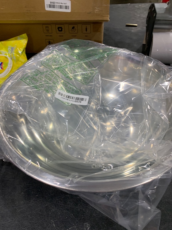 Photo 1 of Winco , 8-Quart, Stainless Steel (MXB-800Q)