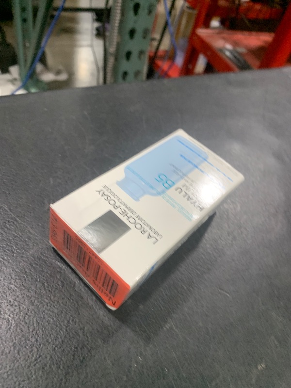 Photo 1 of La Roche-Posay Hyalu B5 Pure Hyaluronic Acid Serum for Face, Vitamin B5 + Hyaluronic Acid + Madecassoside, Hydrating Serum Visibly Plumps Skin, Sensitive Skin Safe, Anti Aging, Oil-Free