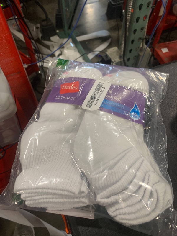 Photo 1 of Hanes Ultimate womens 6-pack Ankle athletic socks, White, Shoe Size 5-9 US