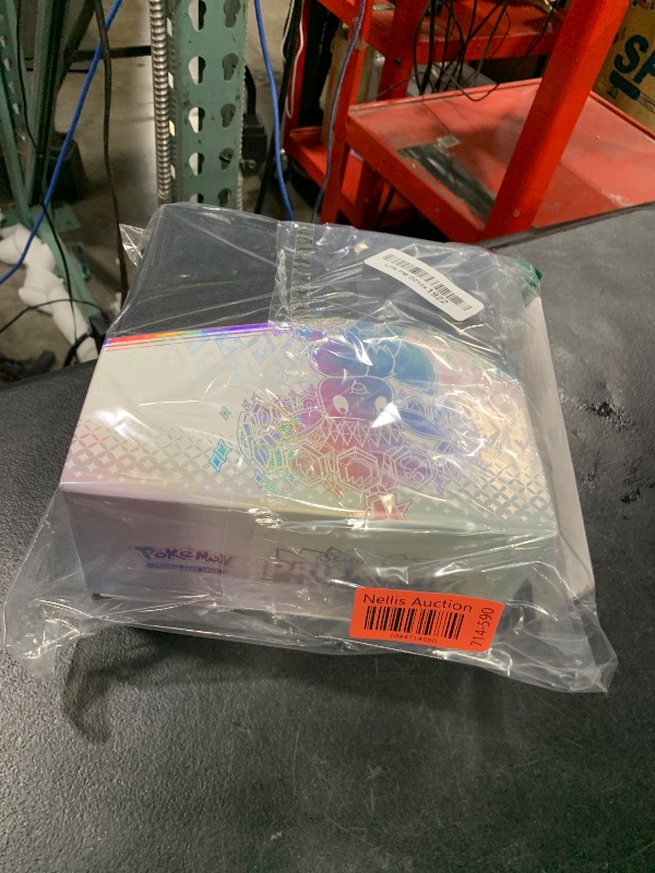Photo 1 of Pokemon TCG: Scarlet & Violet—Prismatic Evolutions Elite Trainer Box