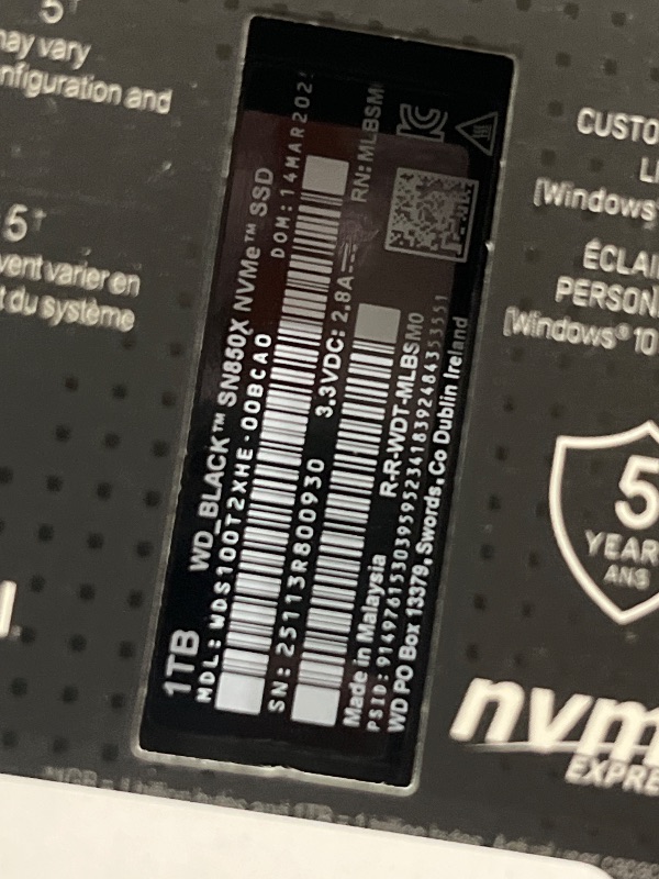 Photo 1 of WD_BLACK 1TB SN850X NVMe Internal Gaming Solid State Drive with Heatsink - Works with Playstation 5, Gen4 PCIe, M.2 2280, Up to 7,300 MB/s - WDS100T2XHE