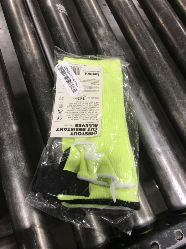 Photo 1 of OriStout Cut Resistant Gardening Sleeves with Tumb Hole, Protective Arm Sleeves for Yard Work, Kitchen, Arm Guards for Biting, Pet Grooming, Gardening Gifts for Women, Green, 1 Pair