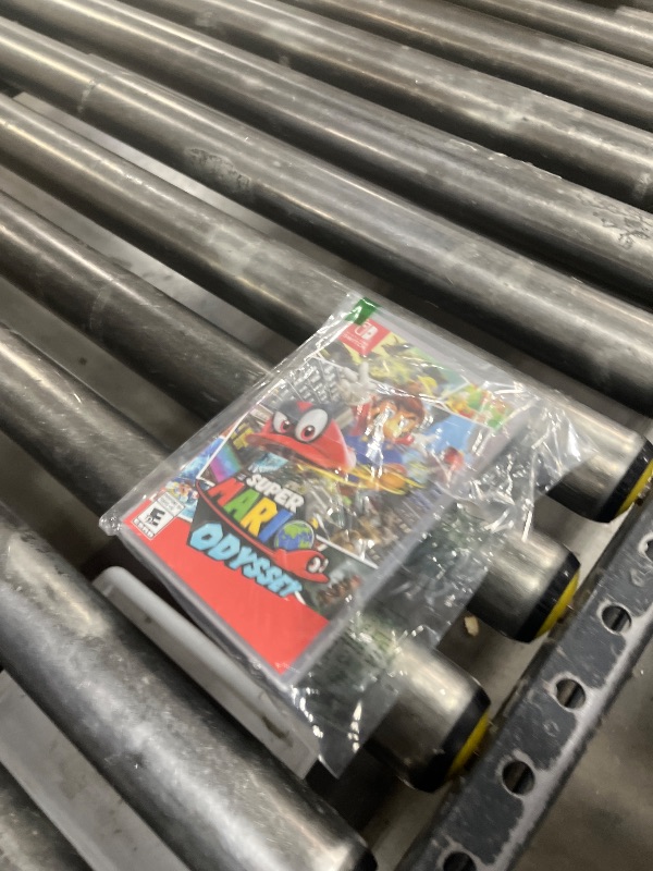 Photo 1 of Super Mario Odyssey - US Version