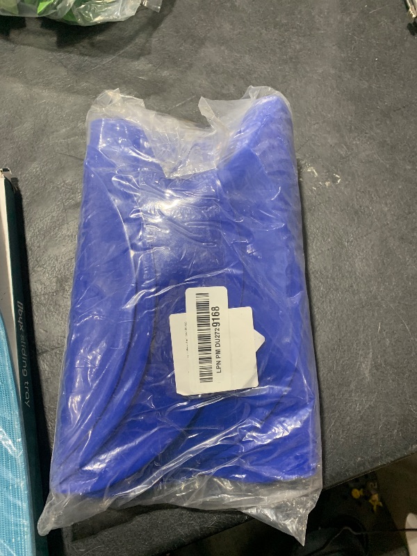 Photo 1 of 12pcs Pool Cover Weights with Hooks, Leakproof Swimming Pool Cover Hanging Water Bags Antifreezing Winter Pool Tarp Weights for Swimming Pool Closing Kit