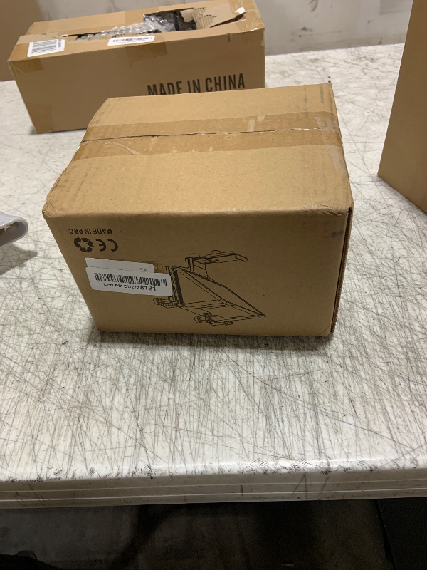 Photo 1 of 7.7-inch Portable Teleprompter?Handheld/Desktop/Monitor 3-in-1 Mode?HD 70/30 Beam Splitter Glass?Remote Control Supported, Compatible with iOS/Android Tablet?