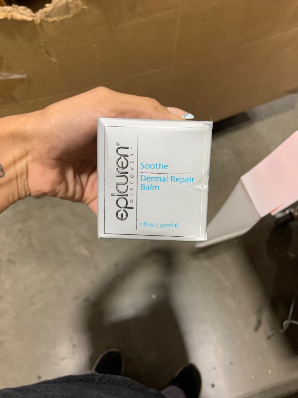 Photo 1 of epicuren DISCOVERY Soothe Dermal Repair Balm