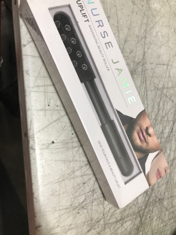 Photo 1 of Nurse Jamie UPLIFT MASSAGING BEAUTY ROLLER UNISEX