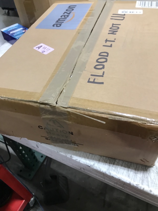 Photo 1 of Juyace Led Stadium Flood Light Outdoor 36000Lm 1500W Equivalent Super Bright Commercial Area Lighting 100-277V 5000K Daylight IP65 Waterproof Arena Lights for Sport Fields and Courts
