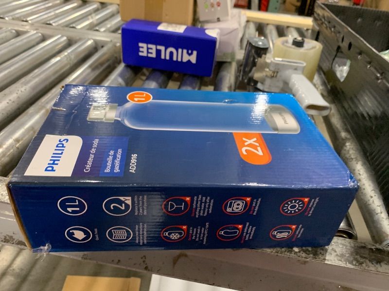 Photo 1 of PHILIPS Carbonating Bottles ADD916/37, 1L Twin Pack Reusable PET Sparkling Water Bottles Compatible Sparkling Water Maker, 2 Pack for ADD4902BKOQ/37, ADD4902WHOQ/37 and ADD4901GROQ/37, ADD4901BKOQ/37