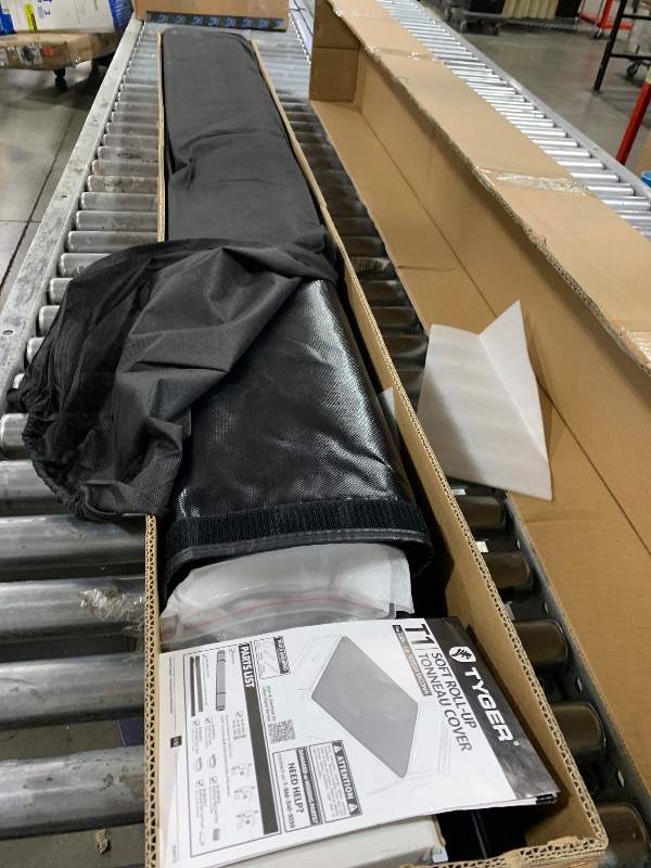 Photo 1 of Tyger Auto T1 Soft Roll-up Truck Bed Tonneau Cover Compatible with 2024-2025 Toyota Tacoma (Only Fits Models with Factory Deck Rail System) | 6' (74") Bed | TG-BC1T9202