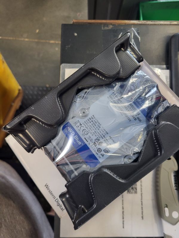 Photo 1 of Western Digital 2TB WD Blue PC Internal Hard Drive - 7200 RPM Class, SATA 6 Gb/s, 256 MB Cache, 3.5" - WD20EZBX