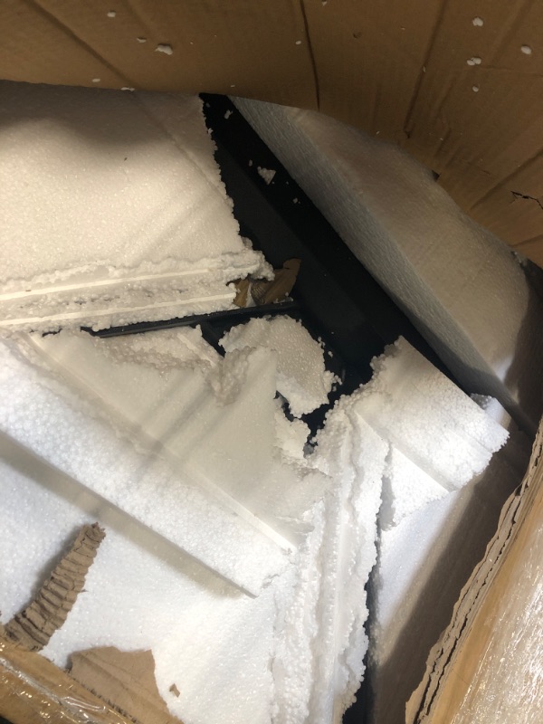 Photo 1 of ****AS IS/ NO RETURNS - SALE FINAL**** MISC CAR ACCESSORY, LIKELY HITCH