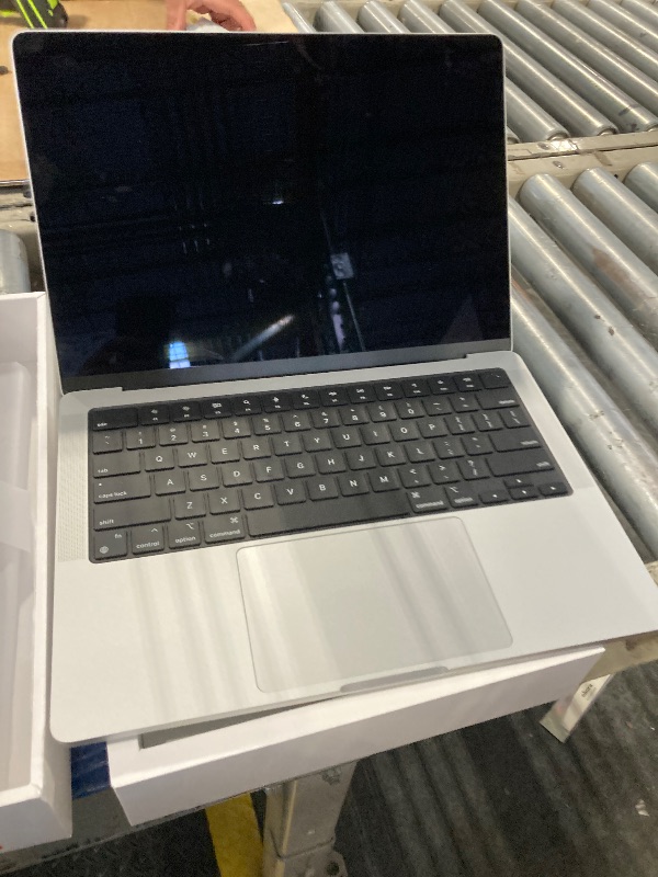 Photo 1 of *** MAY NEED CHARGING - DOES NOT TURN ON*** Apple 2024 MacBook Pro Laptop with M4 Max, 14?core CPU, 32?core GPU: Built for Apple Intelligence, 14.2-inch Liquid Retina XDR Display, 36GB Unified Memory, 1TB SSD Storage; Silver